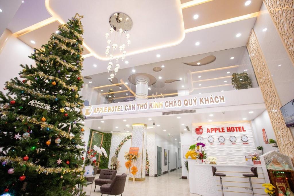 Apple Hotel — 1
