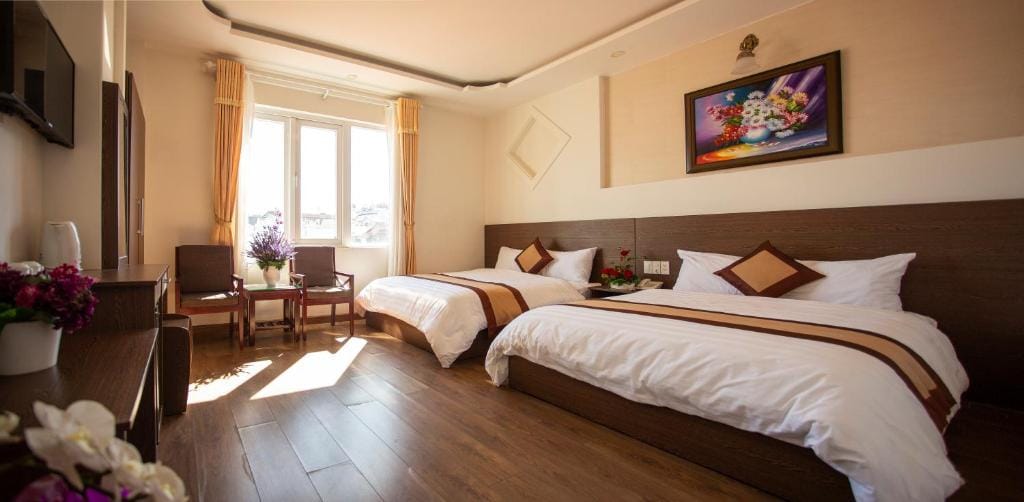 New Hampton Suits-Tam Xuan Centre Hotel — 1