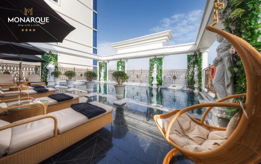 Monarque Hotel Danang — 1
