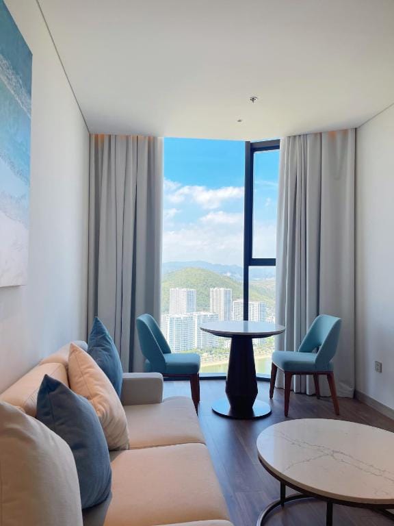 A La Carte Ha Long Bay Residence — 5