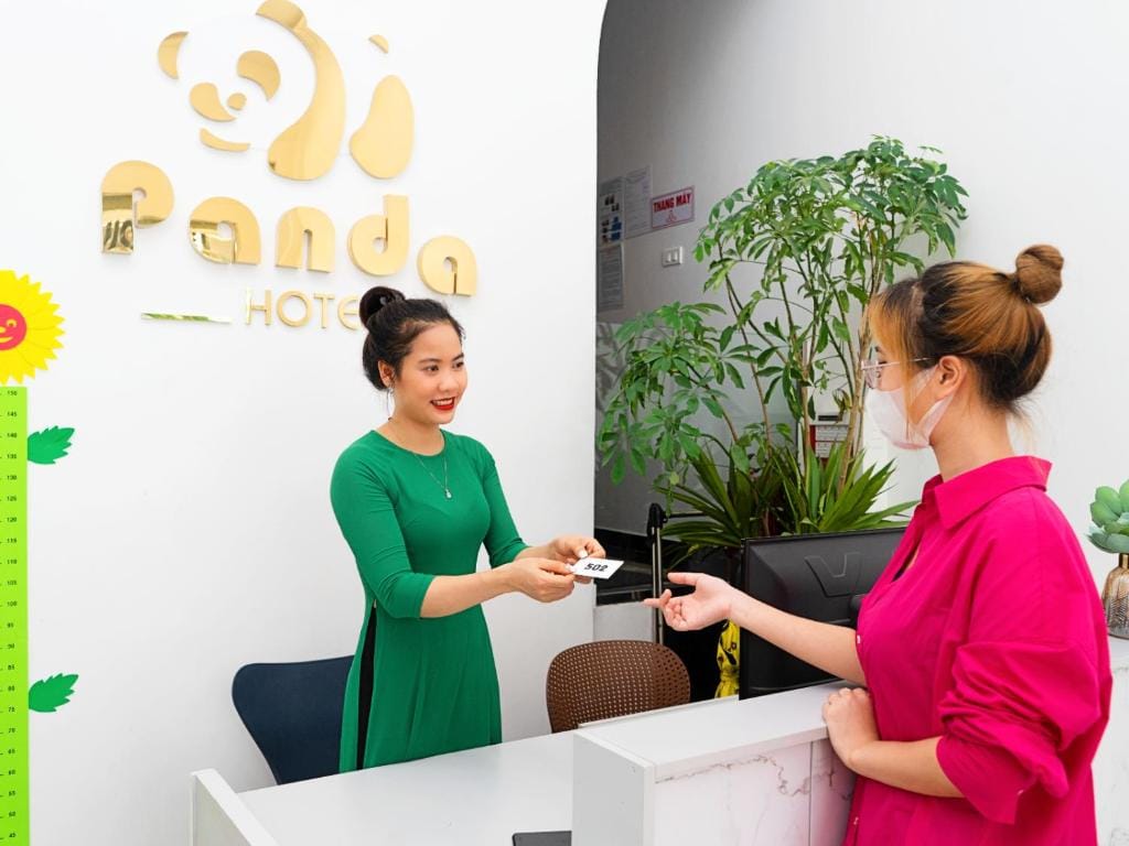 Bai Chay Panda Hotel — 1