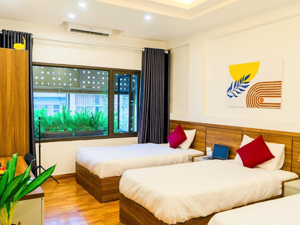 Bai Chay Panda Hotel — 2