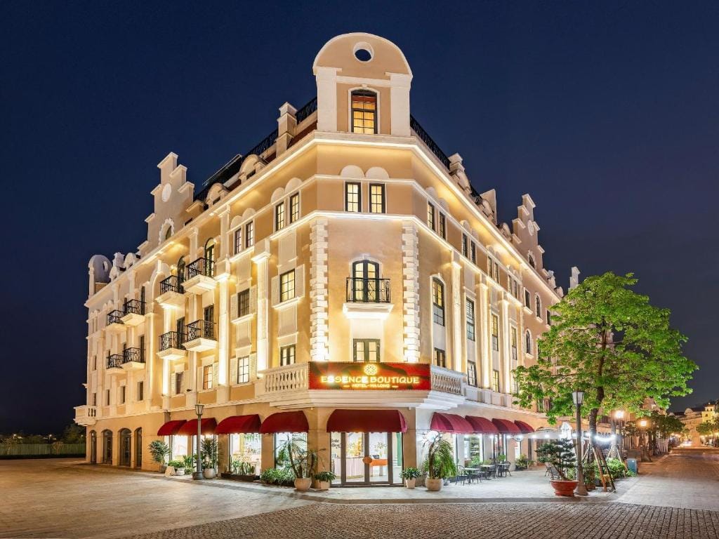 Ha Long Essence Boutique Hotel — 1