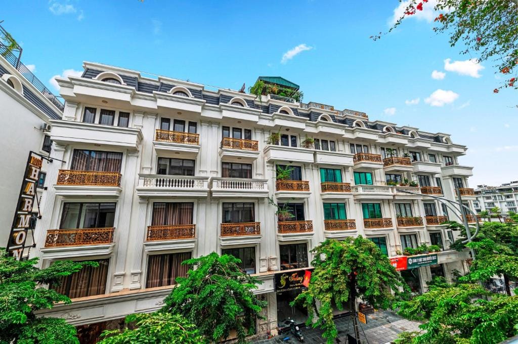 Harmony HaLong Hotel — 1