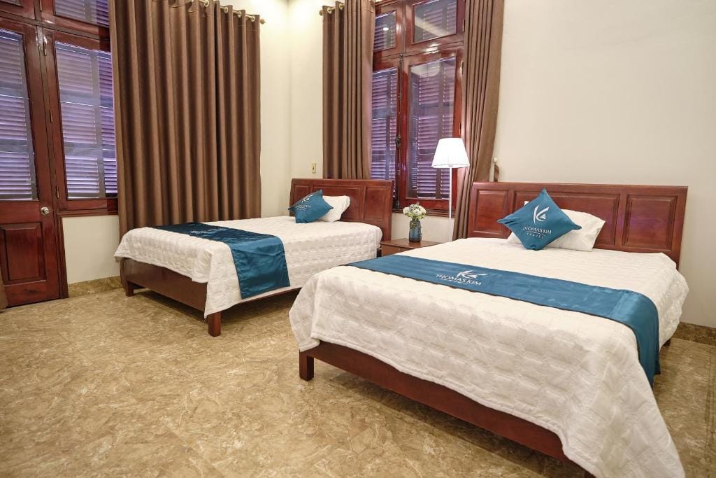 Kim's Family Hotel — 1