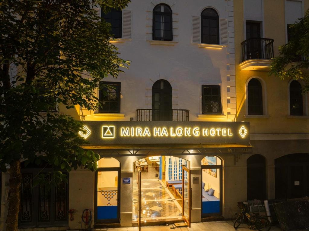 Mira Ha Long Hotel — 1