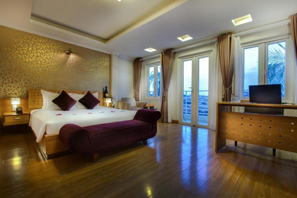 Eliana Ruby Hotel & Travel — 1