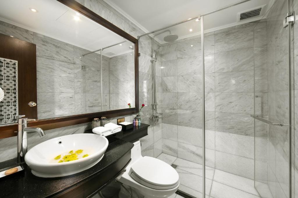 HOTEL du LAC Hanoi — 4