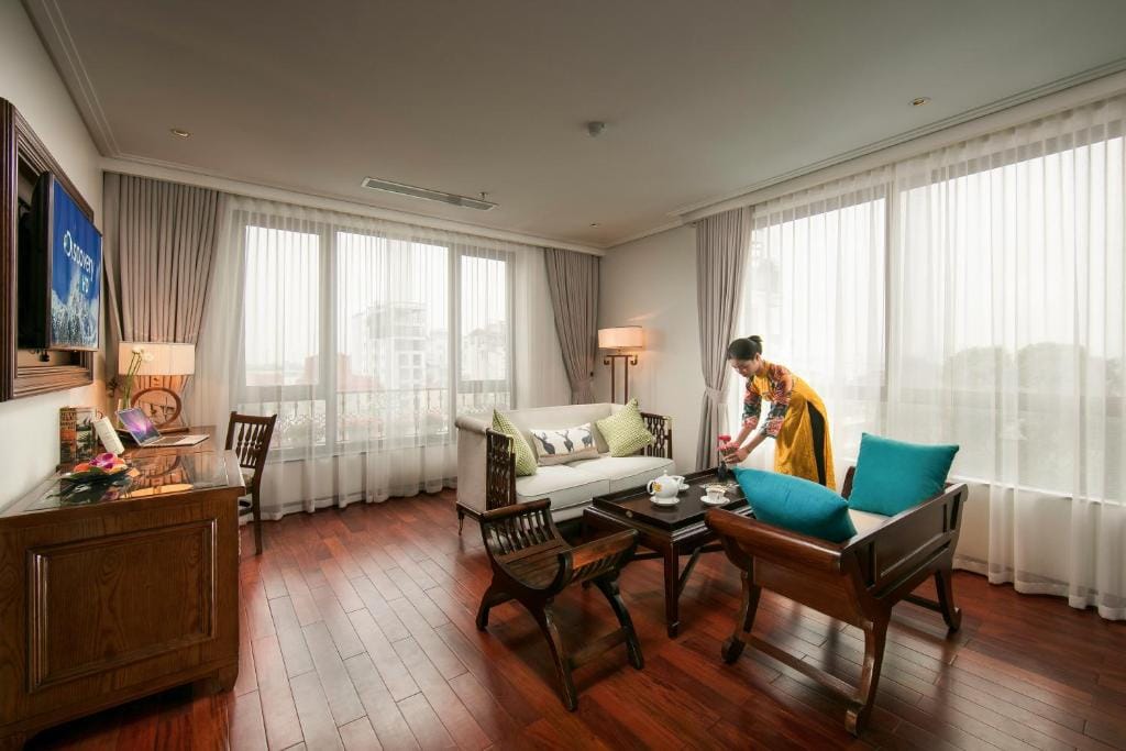 Lucien Hanoi Lakeside Hotel & Rooftop — 5