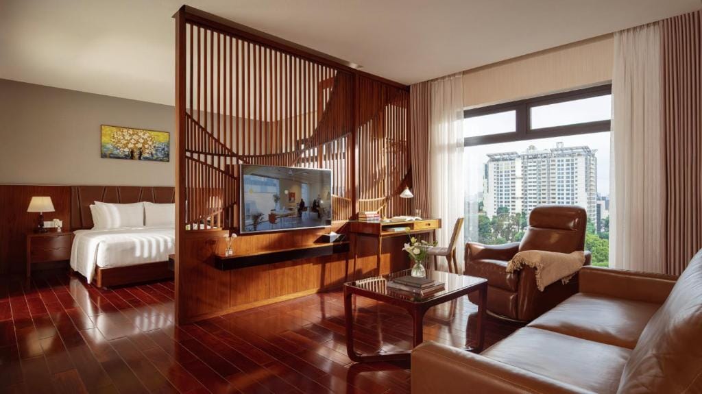 Orchids Saigon Hotel — 3