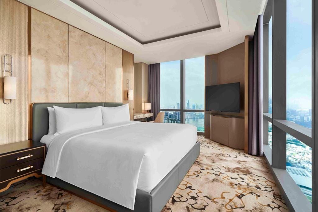 Vinpearl Landmark 81, Autograph Collection — 2