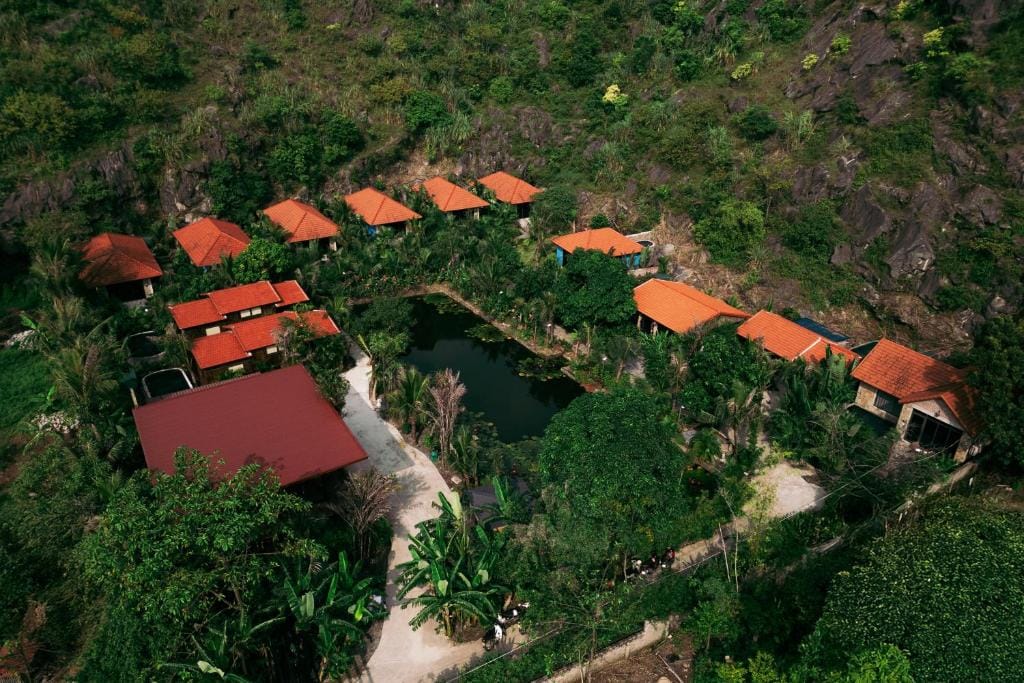 Ninh Binh Mountain Resort — 1