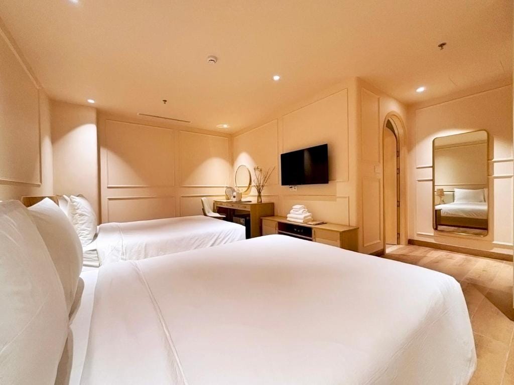 Peace Home Boutique Hotel — 2