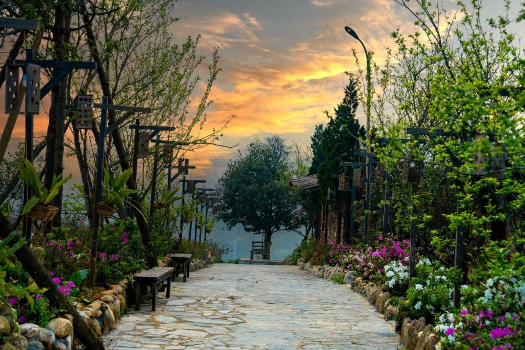 Bản Mận Retreat — 3